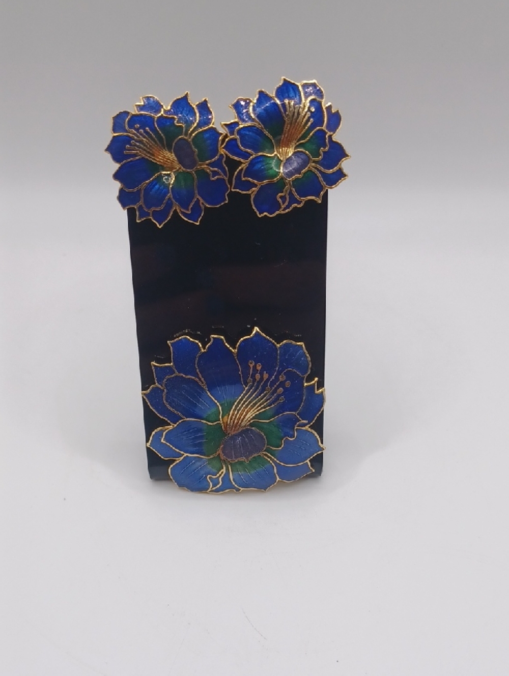 Blue Floral Cloisonné Stud Earrings and Brooch Set
